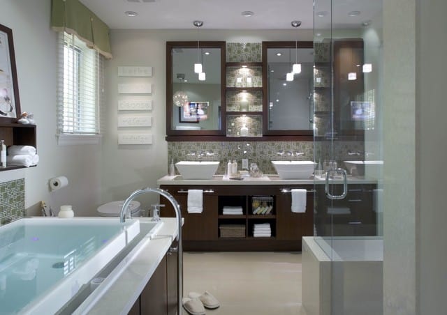 Bathroom decorating ideas: high tech bathroom